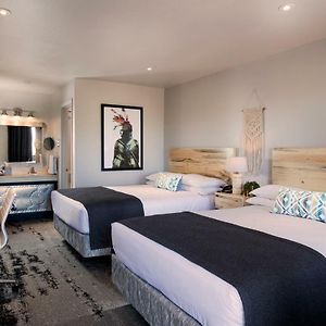 Queen Room Two Queen Beds